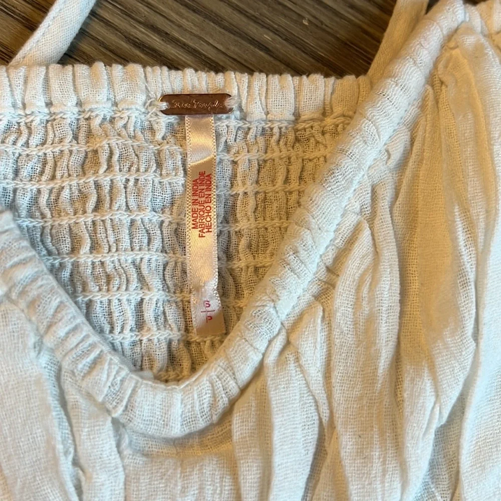 FREE PEOPLE Chloe Smocked Tie Neck Cotton Top S NWT 98$
